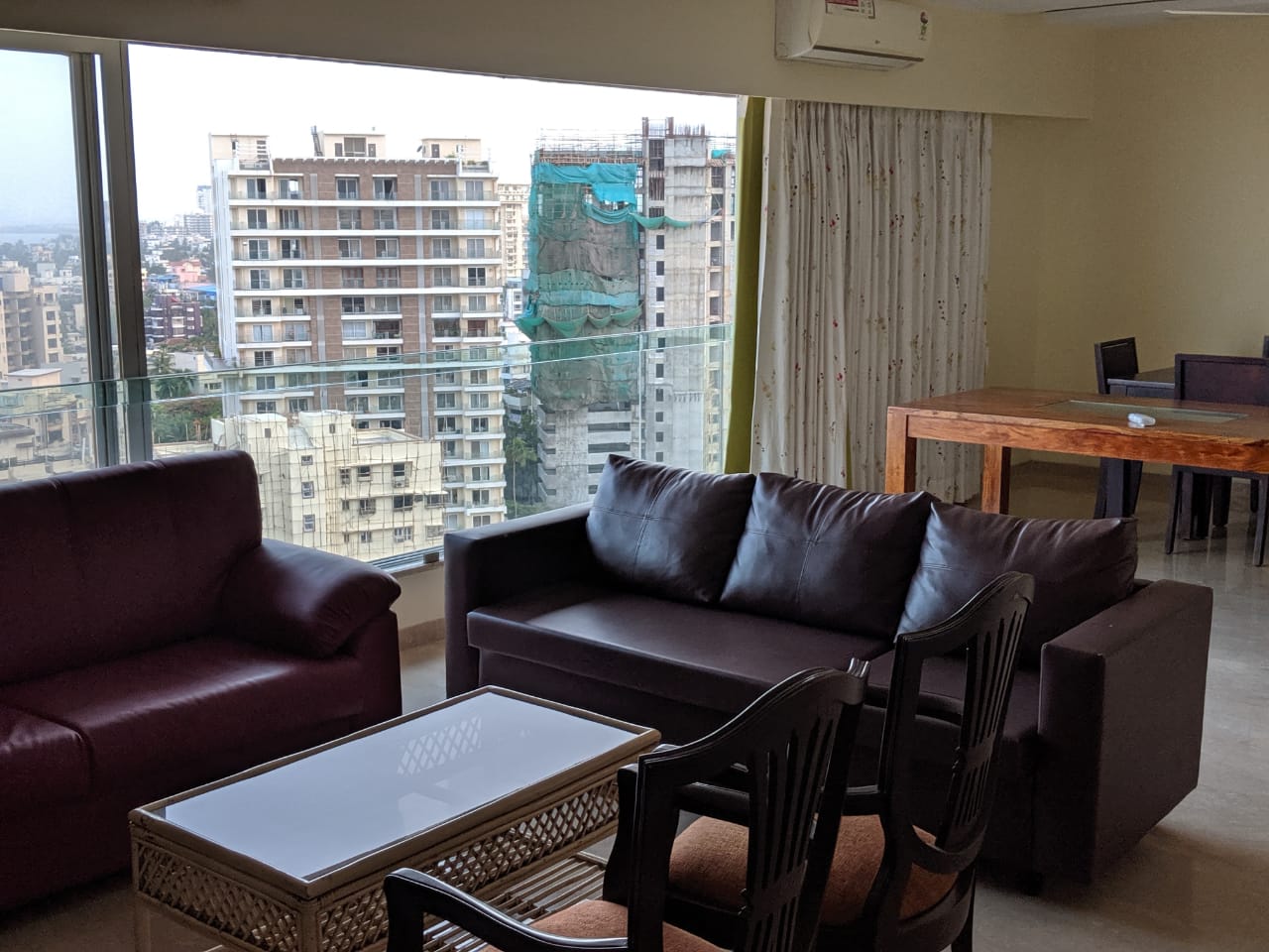 4 BHK Flat for Sale in Bandra West - Two Roses